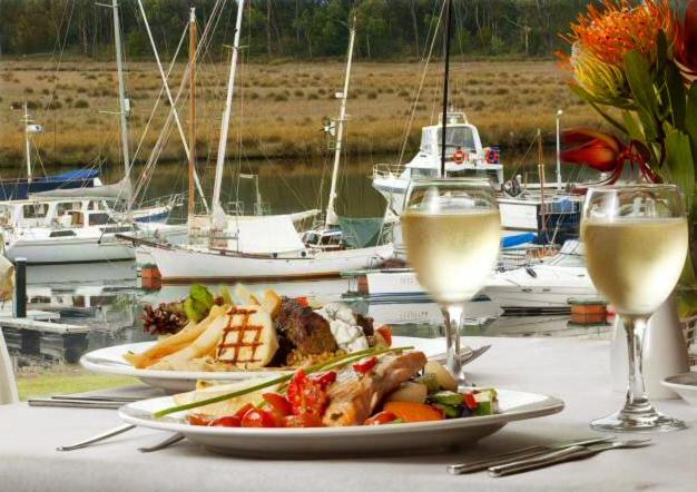 Kermandie Hotel Port Huon Экстерьер фото