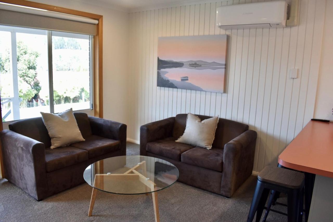 Kermandie Hotel Port Huon Экстерьер фото