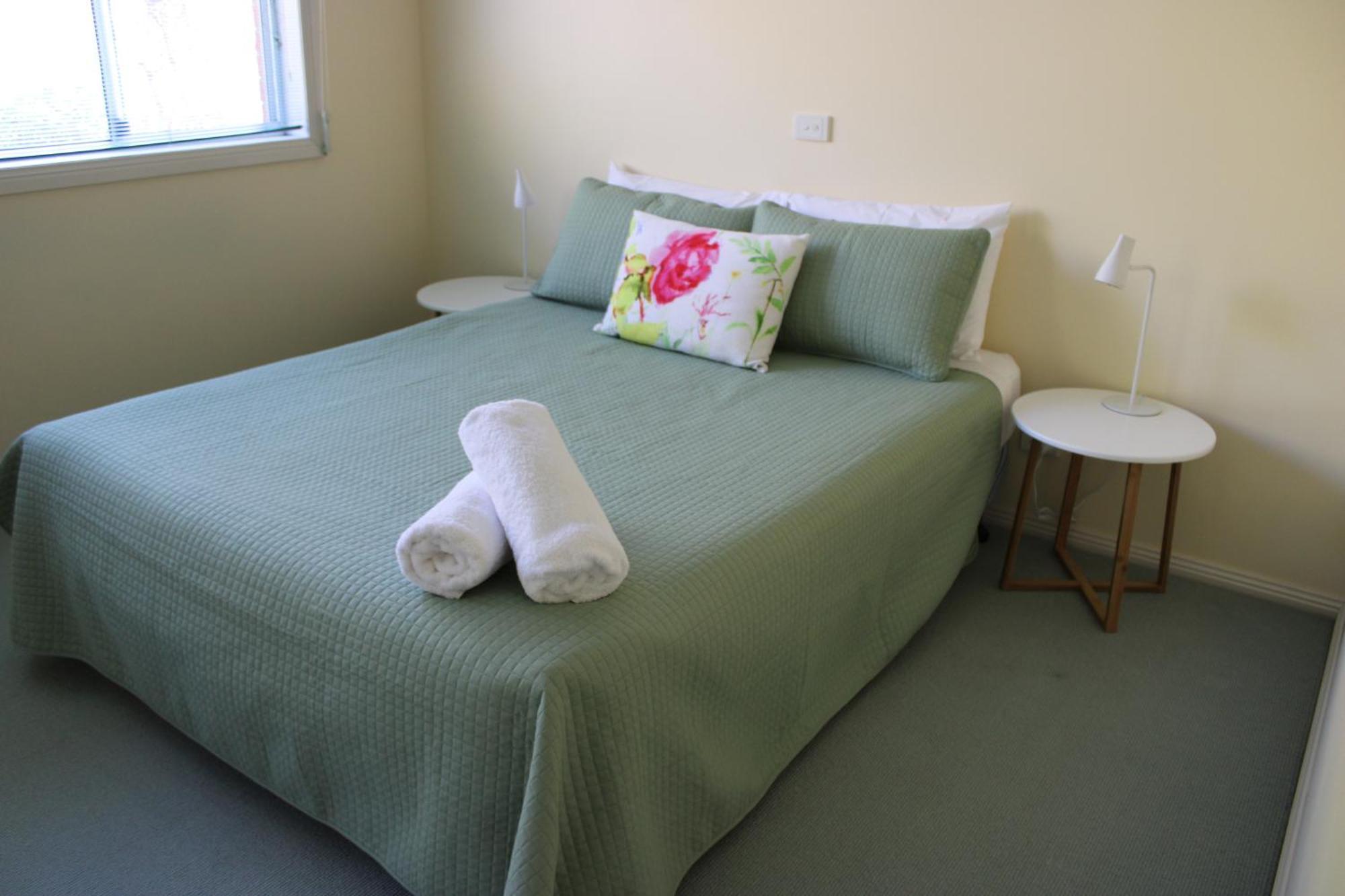 Kermandie Hotel Port Huon Экстерьер фото