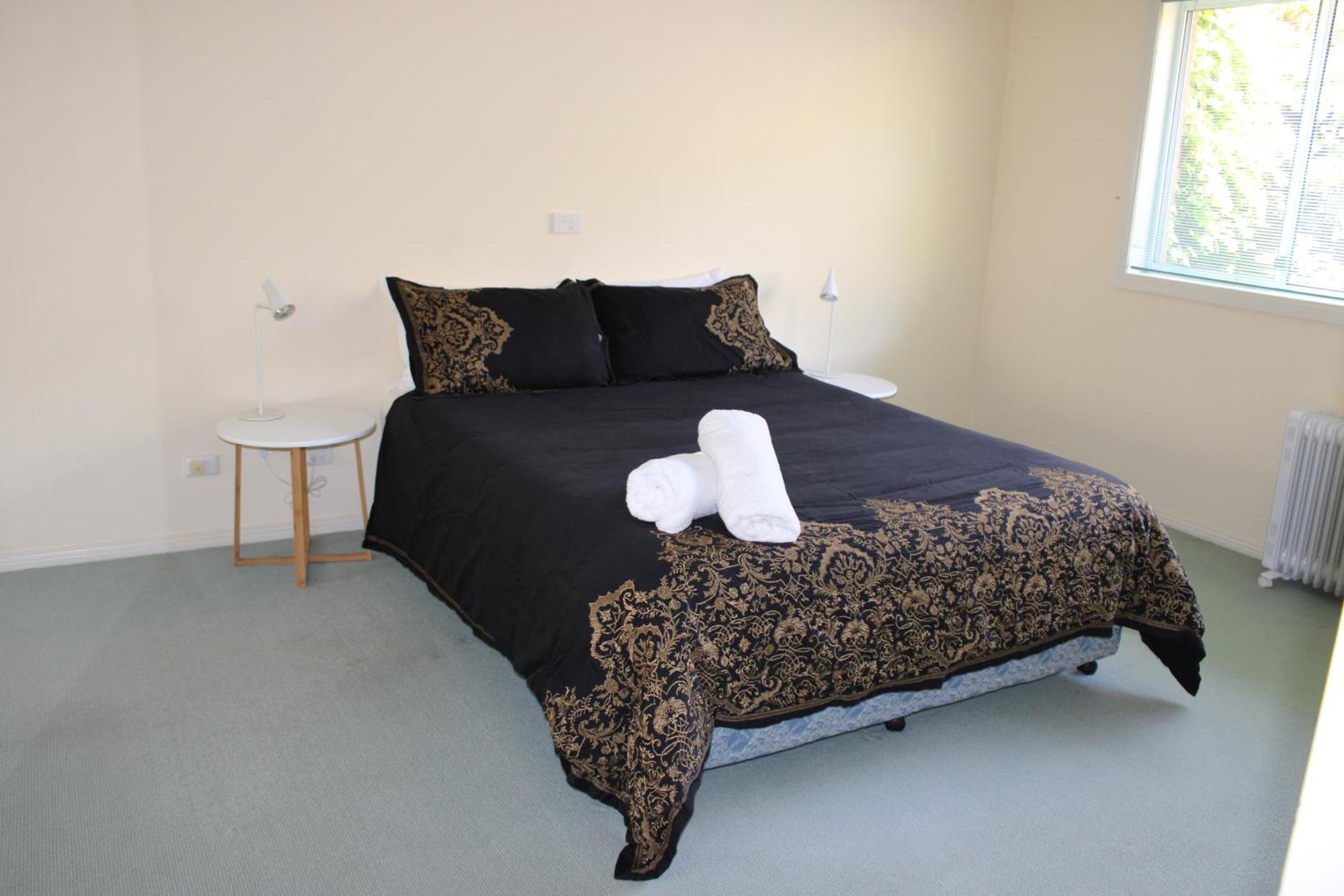 Kermandie Hotel Port Huon Экстерьер фото